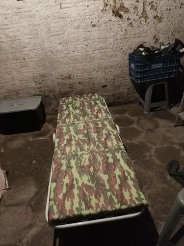 Cama dobrável de camping