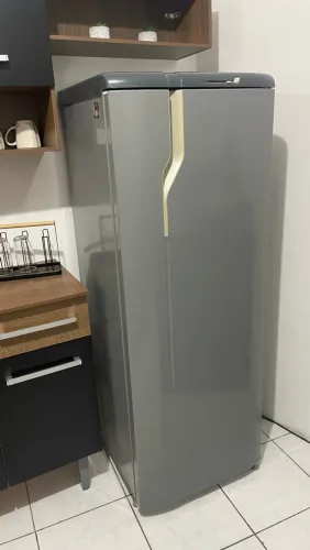 Geladeira sem defeitos