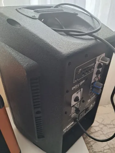 Caixa ativa troco ou vendo 