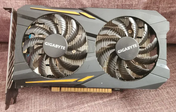 Placa de video Nvidia GTX 1050Ti