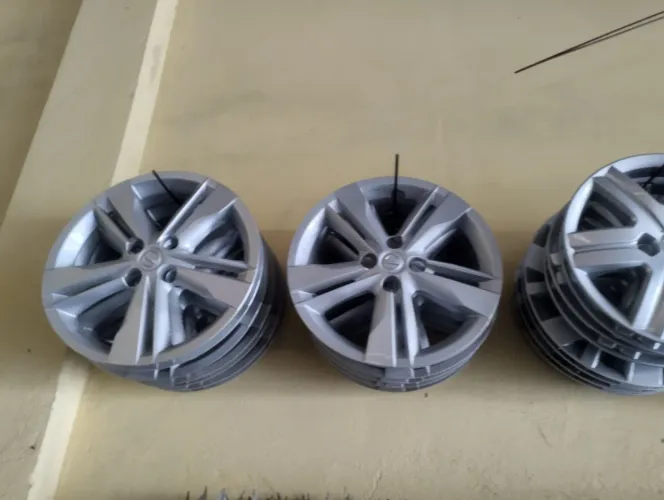 Calotas Nissan kicks aro16 original 
