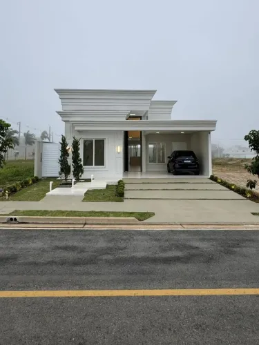 venda de linda casa no Florais Chapada codigo: 370701