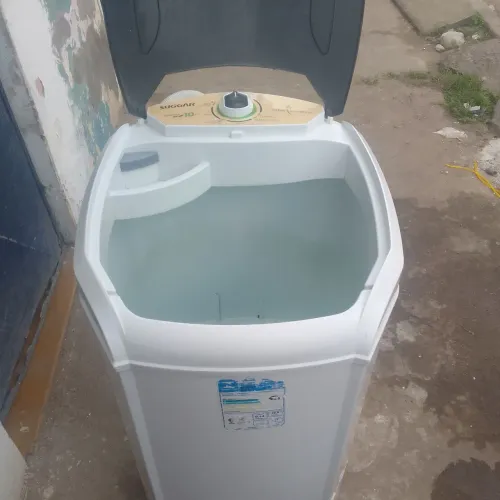 Tanquinho lava roupa
