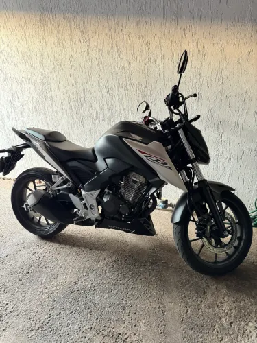 Cb 300f 2025/2026 aceito ágio de civic g9 2016