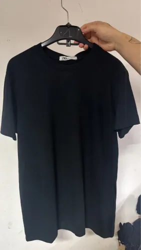 camiseta zara básica 