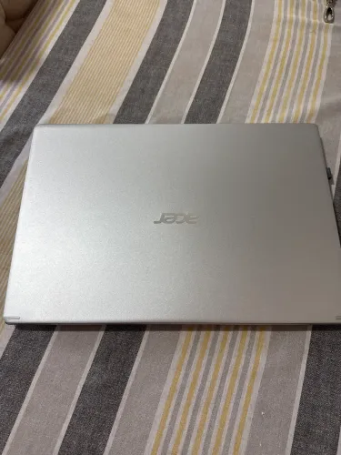 Vendo NOTEBOOK ACER