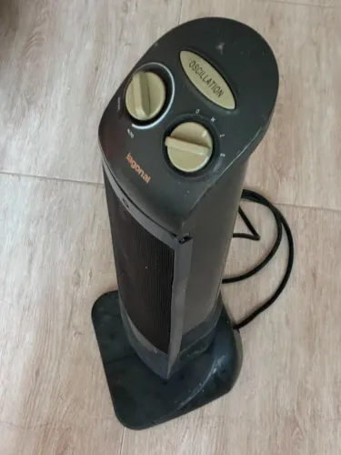 Aquecedor Elétrico de Torre Diagonal com Oscilação