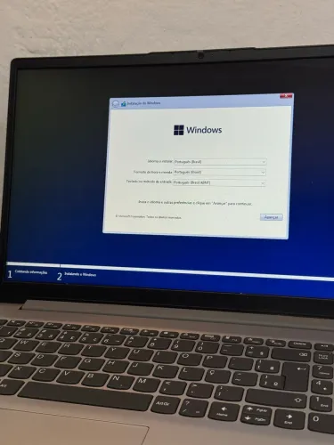     Formatação Completa com Instalação de Programas e Otimização de Desempenho