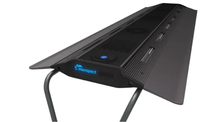 Luminária Maxspect R5 200W, modelo 2026