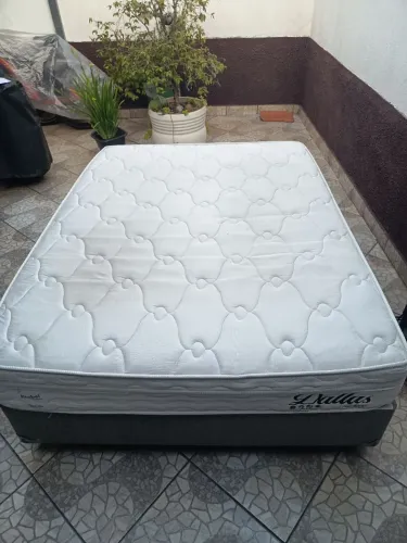 Cama box casal 