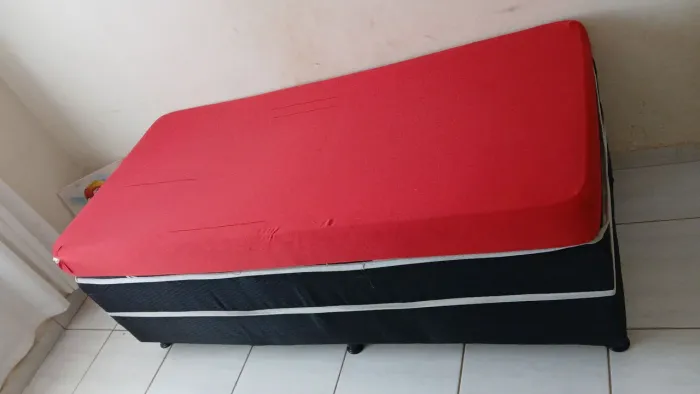 Cama box solteiro com colchão 