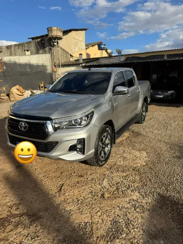 Toyota Hilux CD SRX 4X4 2.8 TDI 16V Diesel Aut. 2019