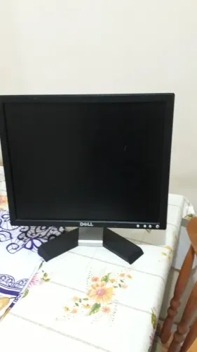 Monitor para Pc Dell 17polegadas. Perfeito.