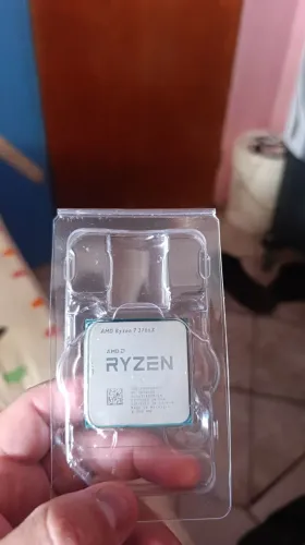 Ryzen 7 3700X em ótimo estado 