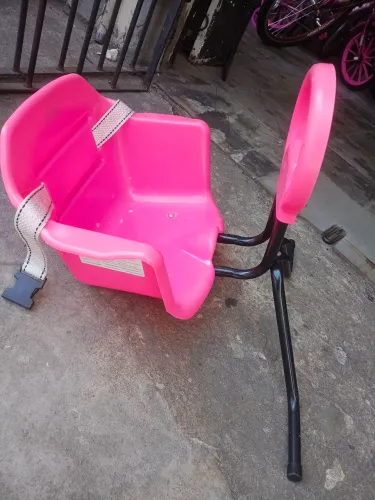 Cadeirinha infantil de biclicleta