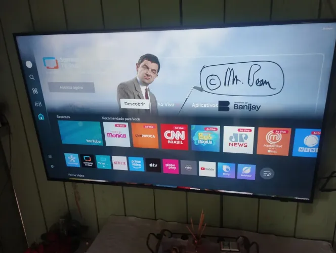 Vendo TV de 50 polegadas semi-nova em ótimo estado funcionando tudo