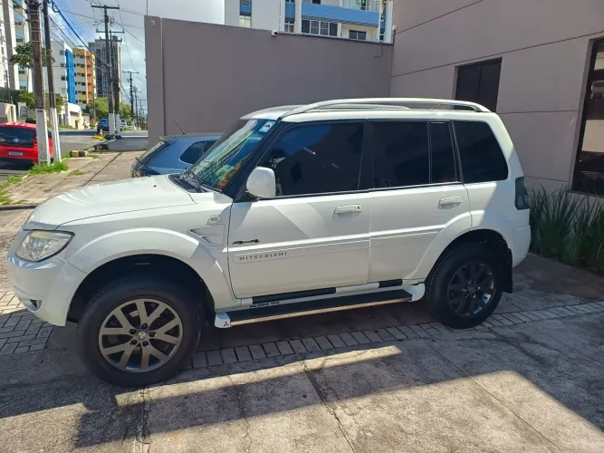 Mitsubishi Pajero TR4 2.0/ 2.0 Flex 16V 4X4 Aut. 2015