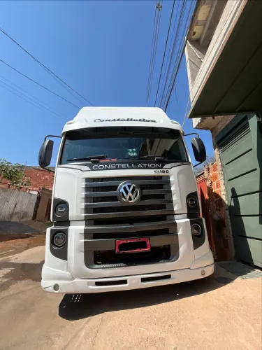 VOLKSWAGEN CONSTELLATION 13.180 À VENDA !!