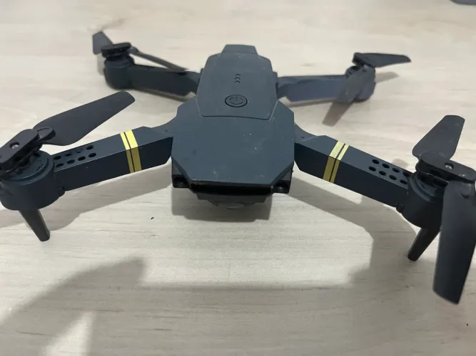 Drone E58