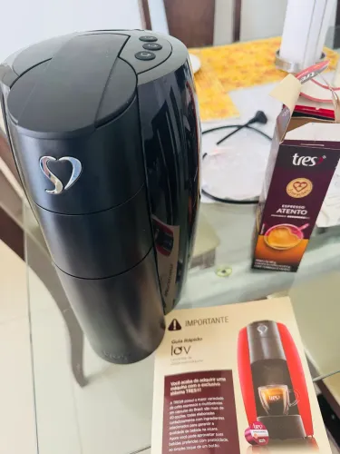 Cafeteira Tres Corações Lov Automática Preta-brilhante Cor Preto