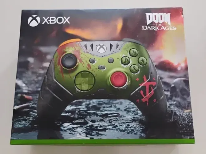 Controle Wireless Xbox Series S/X/One Doom: The Dark Ages Edição Limitada