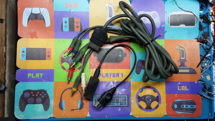 Cabo componente + ogx mini para Xbox clássico 