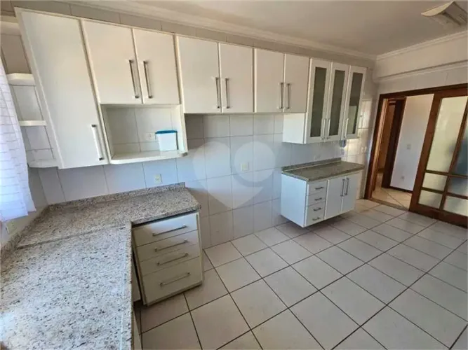 Apartamento à venda com 3 quartos, sendo 1 suíte, no condomínio Giovanna, Indaiatuba - SP