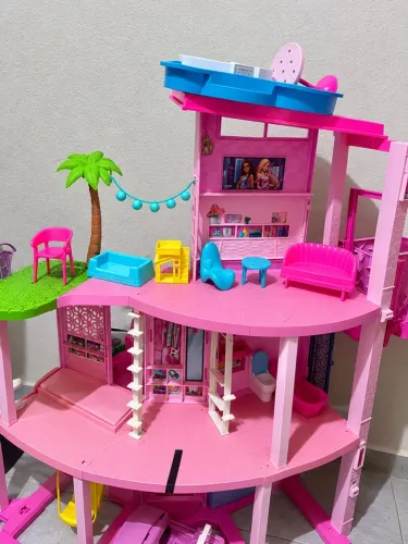TROCO EM CASINHA MENOR DA BARBIE