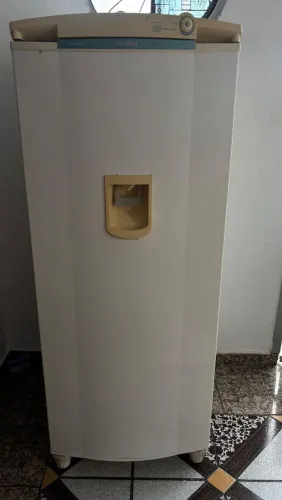 Geladeira Consul Degelo Seco com Dispenser de Água na Porta Funcionando Perfeitamente 380L