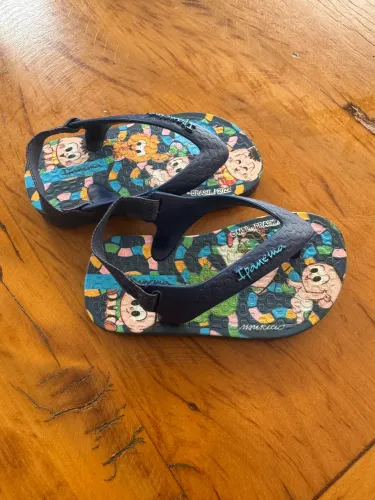chinelo Ipanema turma da Mônica 17-18