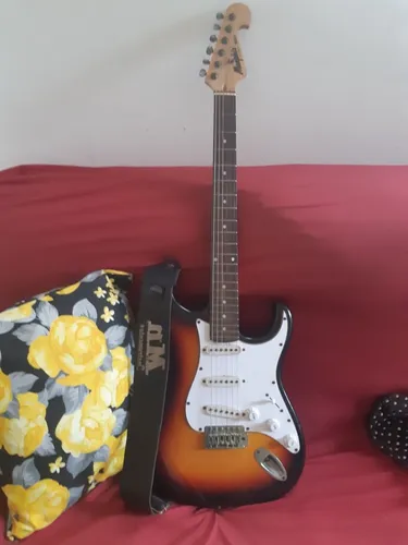 Guitarra e amplificador pra sair rápido 