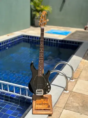 Baixo Musicman 4 cordas sterling americano 1993 relíquia 
