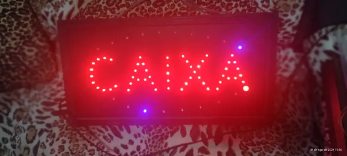 Painel iluminado caixa