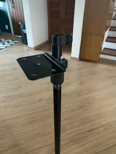 Suportes para caixas de som home theater