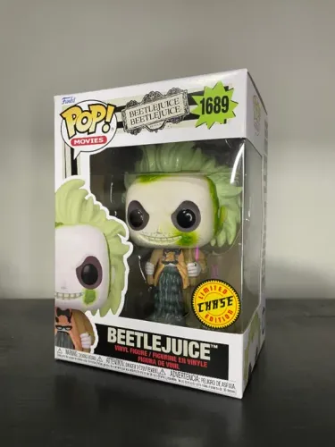 Funko Pop BeetleJuice versão Chase - Beetle Juice - #1689