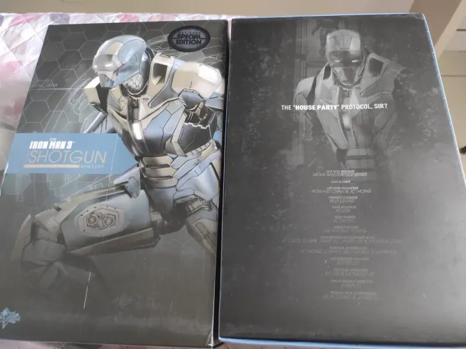 Hot toys Action Figure Iron Man 3 Shotgun Special Edition