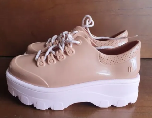 Tênis Melissa Kick Off caramelo 37 Novo