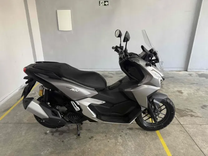 Honda Adv 160 2025