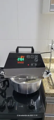 Misturador Elétrico 4 litros Digital Bivolt - PA4D - Panela Elétrica - Doces e Salgados