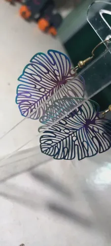 Brincos Folha Delicate Rainbow