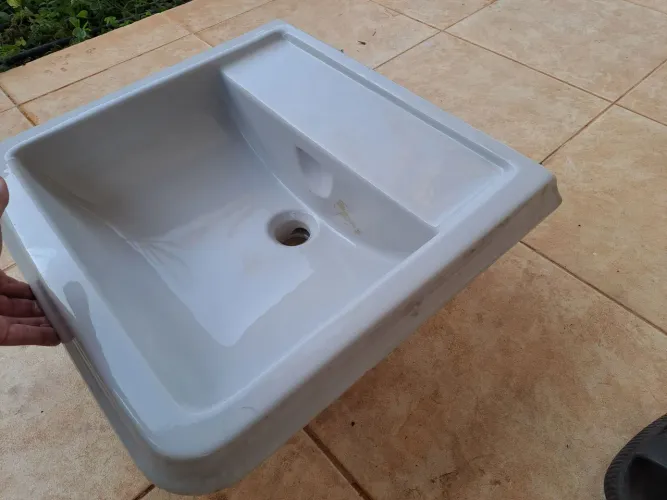 Cuba de porcelana Cidamar, nova de estoque antigo