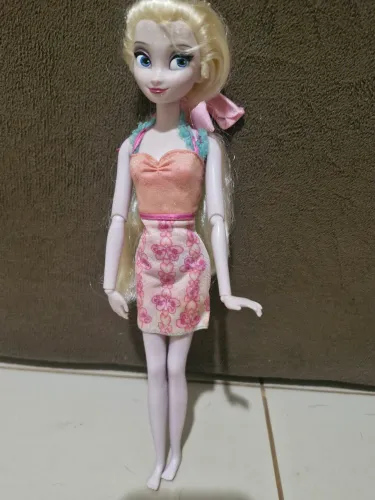 Boneca Elsa Frozen - Edição Especial original Disney - Várias articulações 