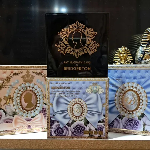 coleção luxuosa pat mcgrath bridgerton original !