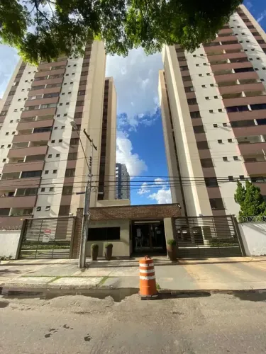 Alugo Apartamento no Residencial Portal dos Lagos 3 quartos 1 suíte Setor Negrão de Lima