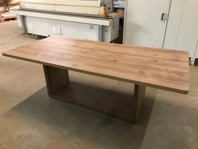 Mesa de Jantar - 100% MDF