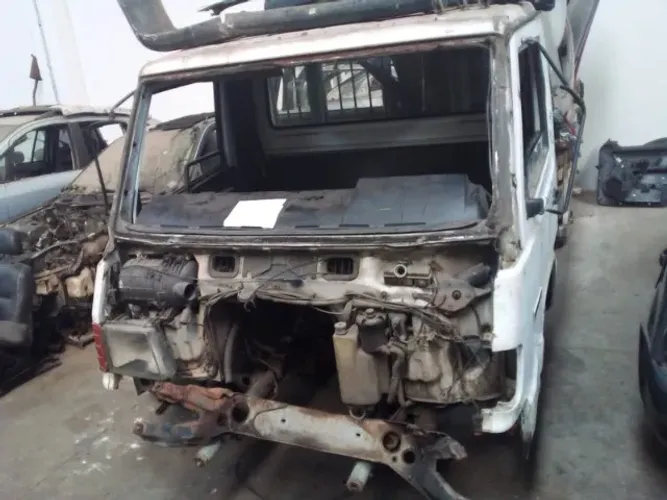 Sucata Venda De Peças Mercedes Mb 180 1993