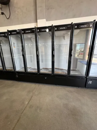 Auto serviço 5 portas extra frio cervejeira - refrimate