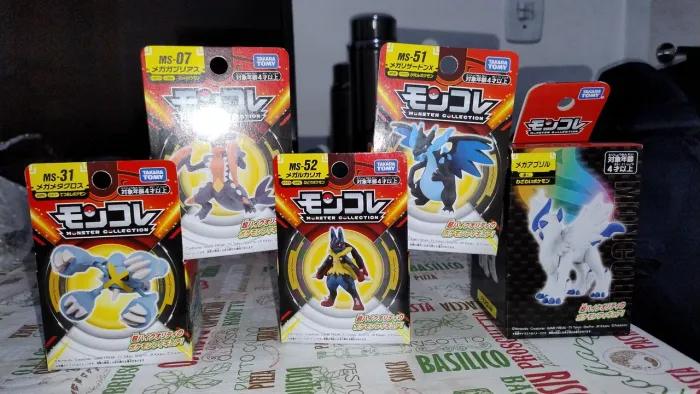 5 Miniaturas Pokémon Moncolle Takara Tomy Mega Evoluções