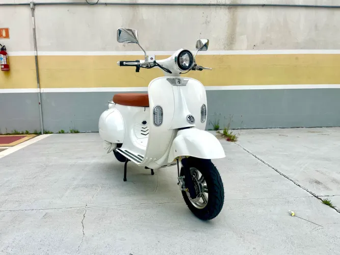 Wayy Mobility Vespa 3000watts 2021