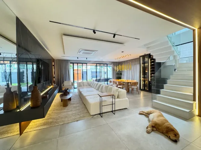 Casa no Recreio dos Bandeirantes Porteira fechada , 6 suítes, 480m, piscina